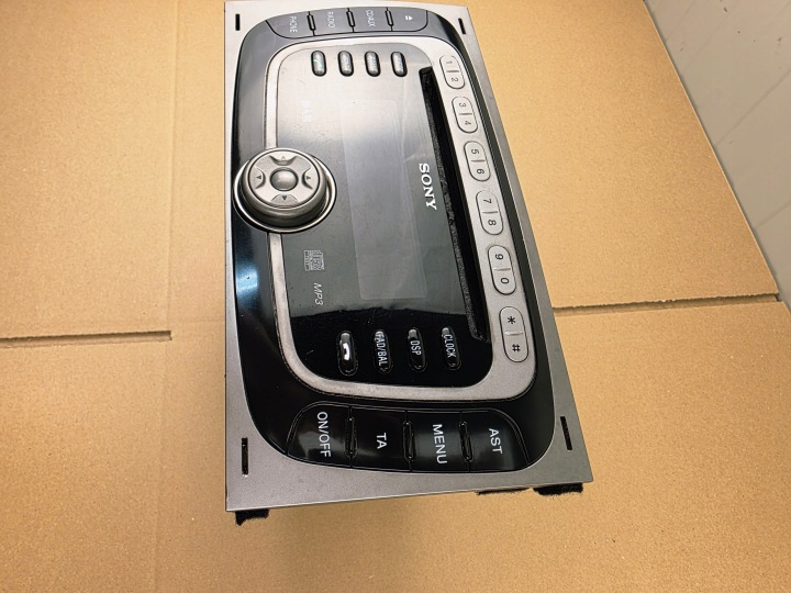 FORD KUGA MK1 C-MAX RESTYLAGE S-MAX RADIO SONY DAB SONORISATION PREMIUM 2009 R CODE