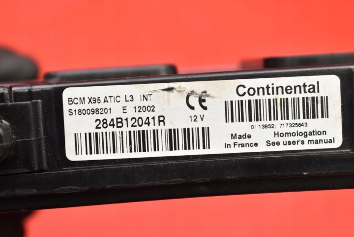 CONTRÔLEUR MODULE FUSIBLE 284B12041R RENAULT MEGANE SCENIC 3 III 1.6 16V 110 KM