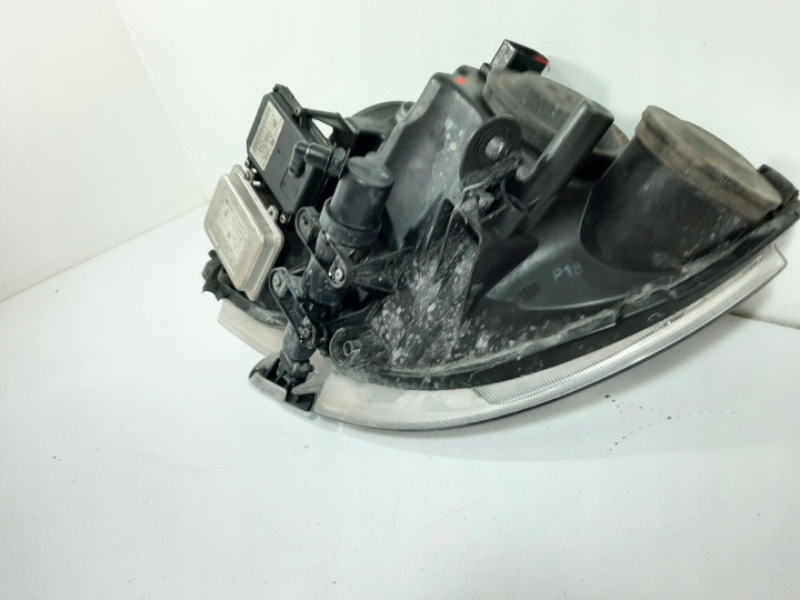 SKODA SUPERB II 09R PHARE DROIT AVANT XÉNON ROTATIF LAVE-GLACE 3T1941018E