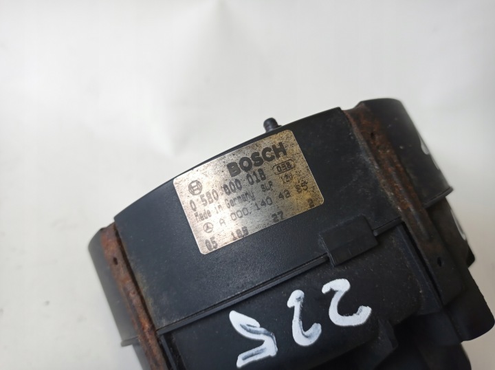 POMPE AIR SECONDAIRE MERCEDES W203 2.0 A0001404285