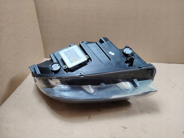 PROJECTEUR GAUCHE CÔTÉ BMW X1 E84 89093511