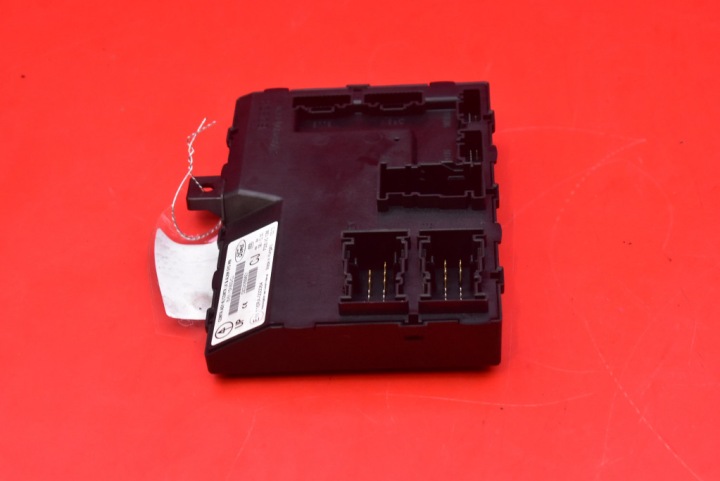 CONTRÔLEUR MODULE FUSIBLE 8V51-15K600-CJ FORD FIESTA MK7 1.25 80 KM 08-17