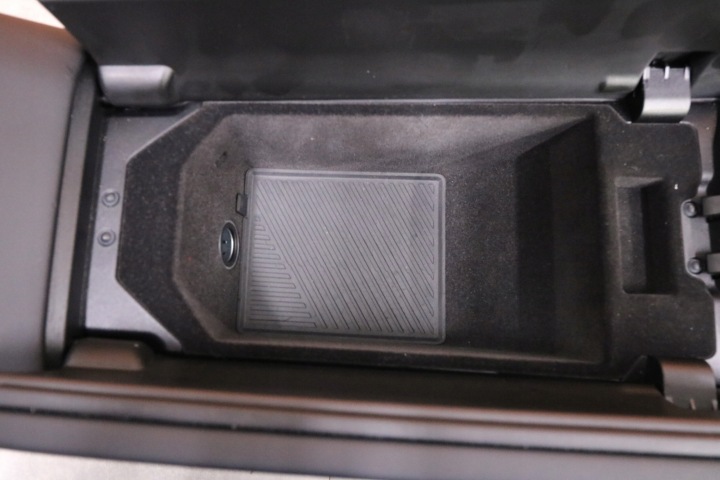 BMW 5' G60 G61 TUNNEL CENTRAL ACCOUDOIR CUIR VEGANZA NOIR 5A4FC42