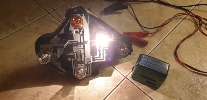 PEUGEOT 207SW 207 SW UNIVERSEL DOUILLE D'AMPOULE PHARE ARRIÈRE ARRIÈRE PUCE GAUCHE