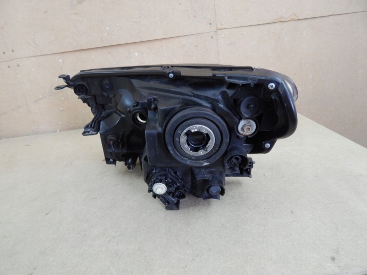 TOYOTA RAV4 IV LIFT PHARE DROITE AVANT DROIT AVANT COMPLET LED EUROPE