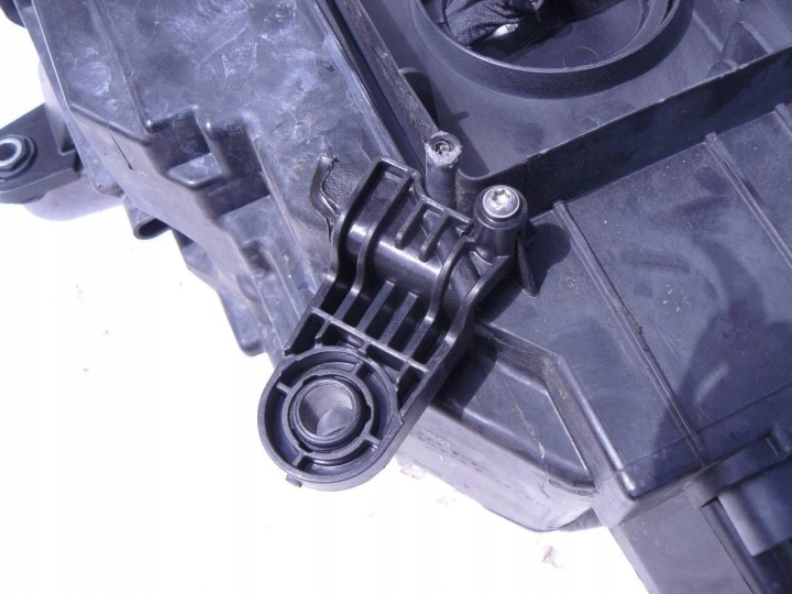 SEAT ATECA PHARE AVANT GAUCHE COMPLET LED
