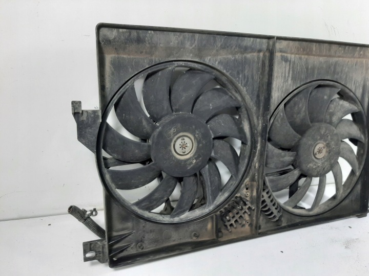 OPEL VECTRA C BERLINE 2.0DTI 16V 03R VENTILATEUR RADIATEUR 24410991