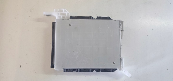 TOYOTA COROLLA E21 MODULE CONFORT MPX FUSIBLE 82730-02P80-A 89221-02710
