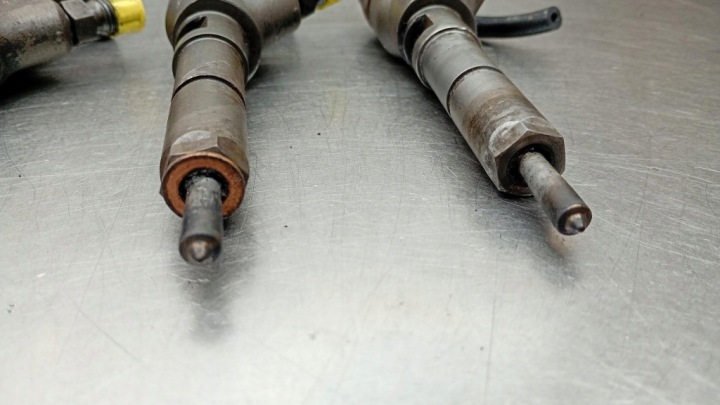 INJECTEURS ENSEMBLE 9635196580 CITROEN PEUGEOT 2.0 HDI