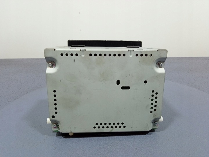 FORD FIESTA MK7 LIFT RADIO SYNTONISEUR CD AM5T-18C815-GL
