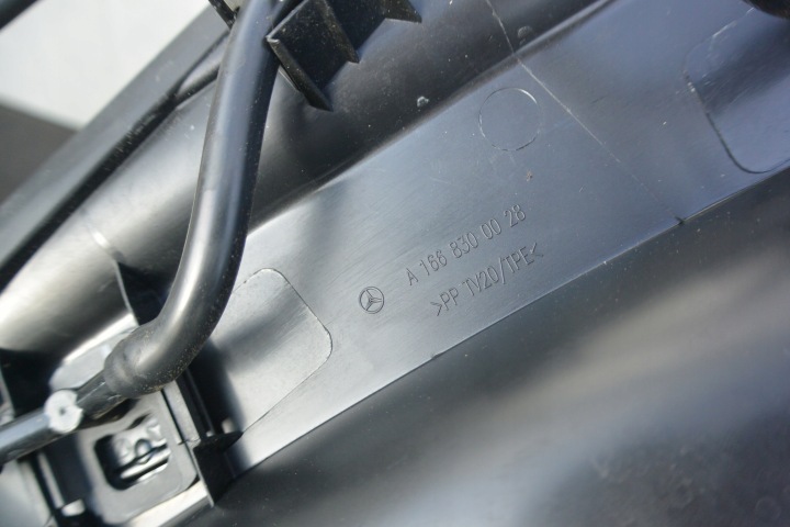MERCEDES GL ML W166 DOUBLURE DE PASSAGE DE ROUE A1668300028