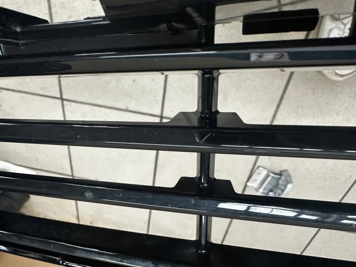 VOLVO POLESTAR II CENTRALE GRILLE PARE-CHOCS AVANT 31663679