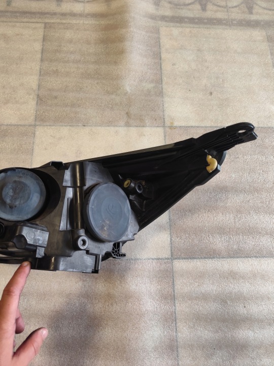 PROJECTEUR DROIT FORD FOKUS MK3 LIFT 2015-2018 NR ORIGINAL F1EB-13W029-PC