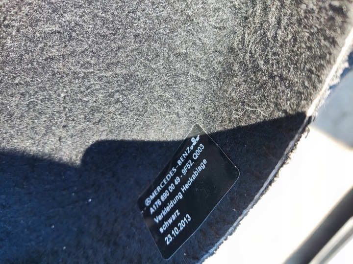 MERCEDES A CLASSE W176 ÉTAGÈRE ARRIÈRE COUVERCLES DE COFFRE A1766900049