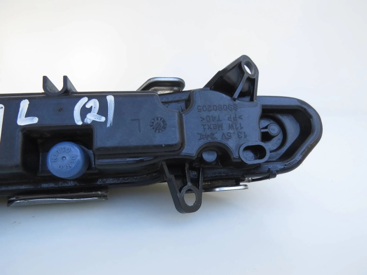 PHARE LANTERNE FJD CONDUITE DIURNE GAUCHE GAUCHE AVANT MERCEDES CLS W218