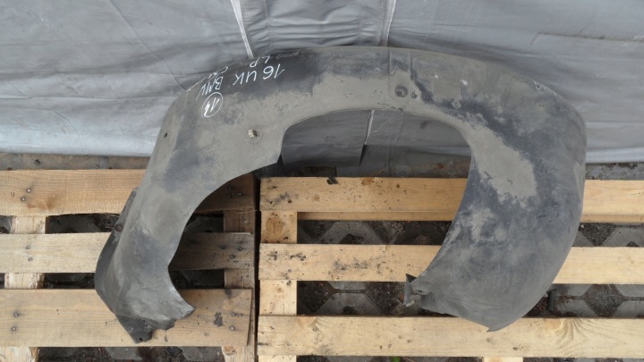 BMW E38 LIFT 01R PASSAGE DE ROUE GAUCHE AVANT 8150289