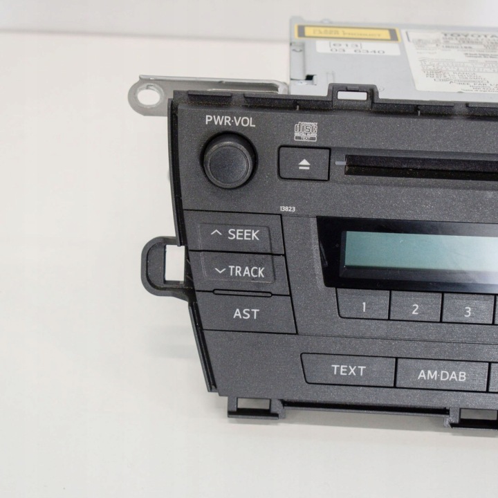TOYOTA PRIUS (XW30) 2013 PANNEAU AUTORADIO CD/DVD/GPS