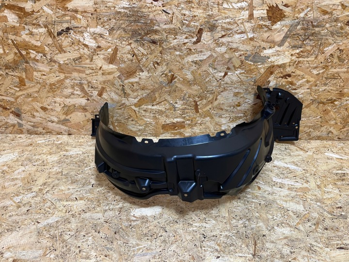PASSAGE DE ROUE GAUCHE OU DROIT AVANT TOYOTA YARIS 4 IV 2020-