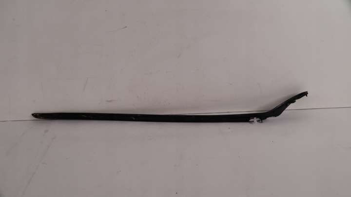VOLVO V90 MOULURE PARE-BRISE GAUCHE 31386574