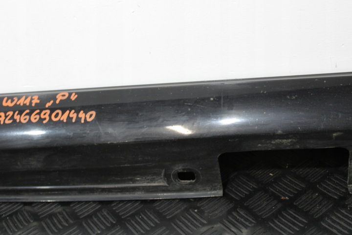 REVÊTEMENT SEUIL SEUIL DROIT A2466901440 MERCEDES CLA W117