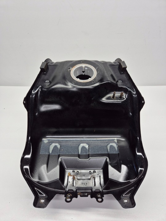 SUZUKI GSX R 1000 L7 L8 (18) RÉSERVOIR CARBURANTS