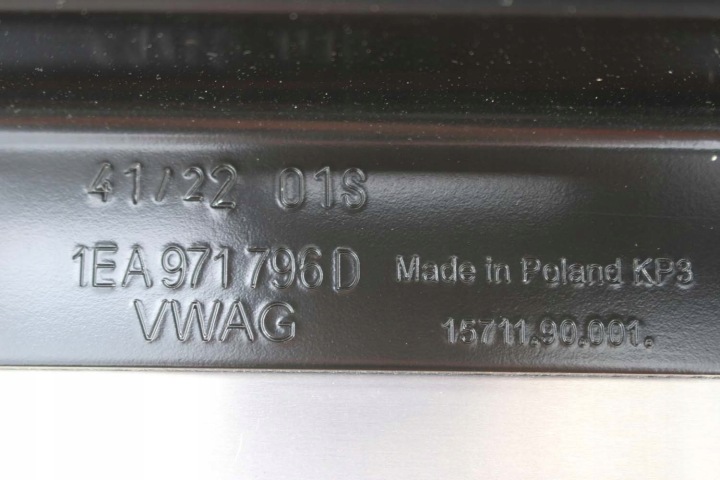 VW ID3 ID4 ID5 CHARGEUR 1EA915684 1EA 915 684 DISPOSITIF VERS LADOWANIA AKUM