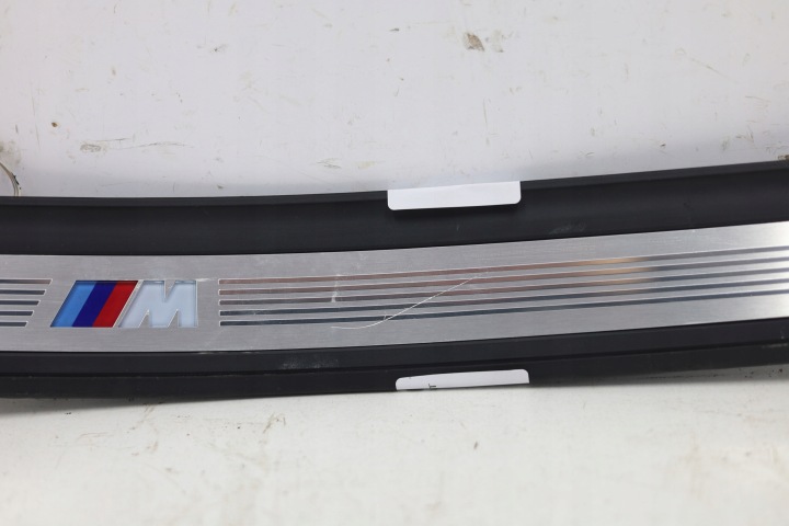BAGUETTES SEUIL DÉCORATIF RÉTROÉCLAIRÉ BMW G30 G31 M550D