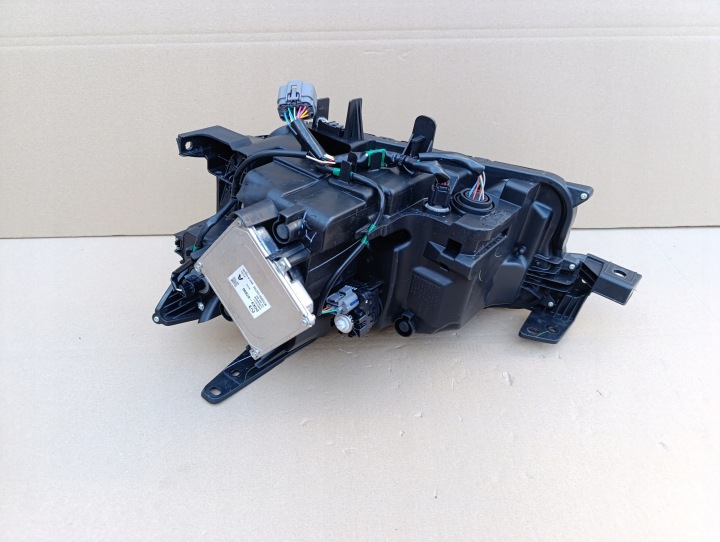 MAZDA CX-30 CX30 PHARE DROITE AVANT AVANT PROJECTEUR COMPLET LED DGJ1-51030