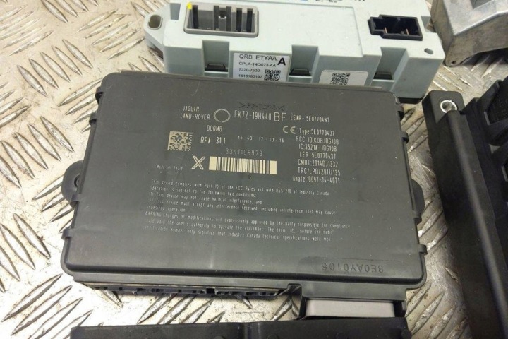 ENSEMBLE ALLUMAGE LAND ROVER DISCOVERY IV (L319) HX7312C520FFB 2.0L DIESEL