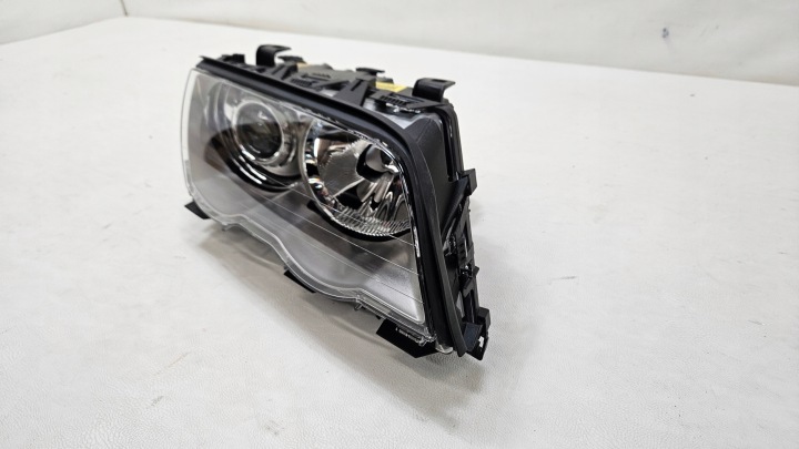 PHARE AVANT GAUCHE DROITE BMW 3 E46 AVANT RESTYLAGE XÉNON 8377262 8377261