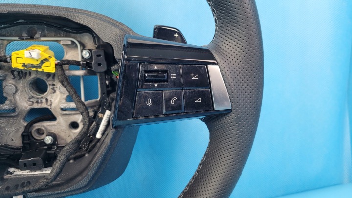 OPEL ASTRA GAUCHE VI GSE 23R VOLANT CUIR PALETTES 98401259ZD