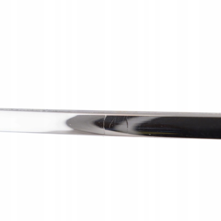 MERCEDES W204 MOULURE PORTES GAUCHE AVANT CHROMÉE A2047200180