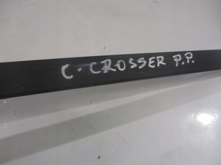 MOULURE PARE-BRISE AVANT AVANT DROITE DROIT CITROEN C-CROSSER 7403A102