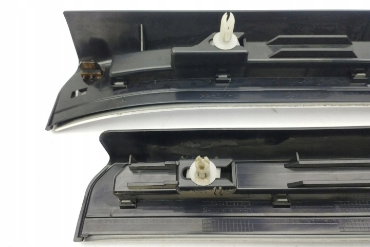 ENSEMBLE MOULURES ZEWNETRZNYCH MERCEDES-BENZ AVEC (W221) A2216801735 3.0L DIESEL