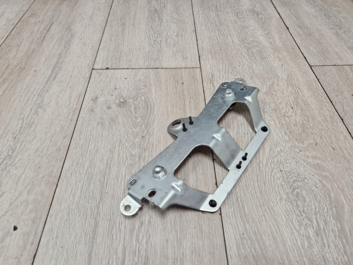 YAMAHA FZ8 CHÂSSIS STELAZYK POIGNÉE FIXATION SIÈGES FZ8N CHÂSSIS ARRIÈRE SIÈGES