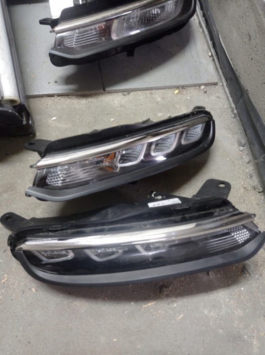 CITROEN C3 III LIFT AVANT CAPOT AILE COURROIE PARE-CHOCS EWP COURROIE PHARES DANS COULEUR