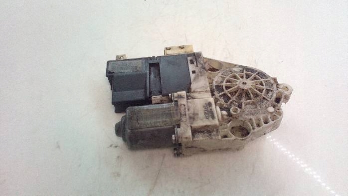 PETIT MOTEUR VITRES DROIT AVANT PEUGEOT 307 9649911080