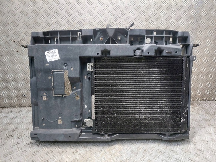 PANNEAU AVANT RENFORCEMENT AVANT RADIATEUR VENTILATEUR PEUGEOT 207 CC