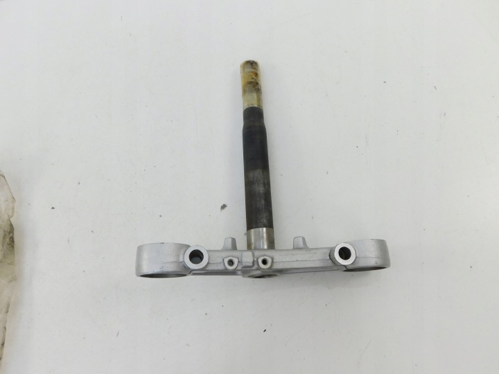 YAMAHA XJ 600 ÉTAGÈRE SUSPENSIONS INFÉRIEURE FOURCHETTE