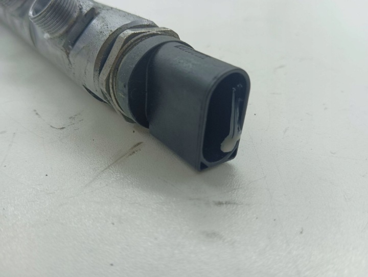 TOYOTA AVENSIS T270 2015 KIT SYSTÈMES BUSES D'INJECTION CARBURANTS