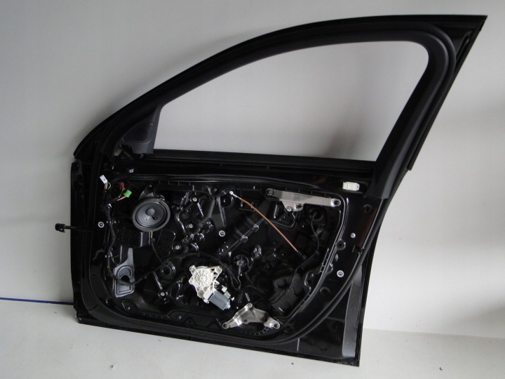 MERCEDES C CLASSE W206 S206 206 PORTES AVANT DROIT NOIR 197