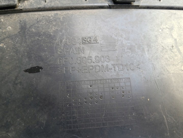 PROTECTION PLAQUE SOUS PARE-CHOCS AVANT 6P0805903 SEAT IBIZA IV