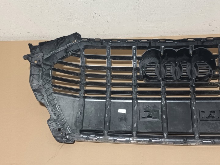 CALANDRE AUDI Q3 II GRILLE 83A 2018