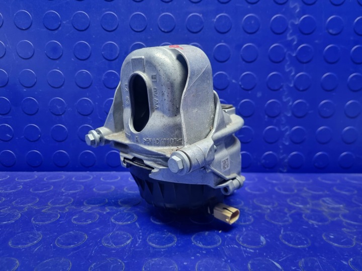 COUSSIN POIGNÉE MOTEUR DROITE COMPLÈTE AUDI Q7 4M 3.0 TDI OEM 4M0199372C