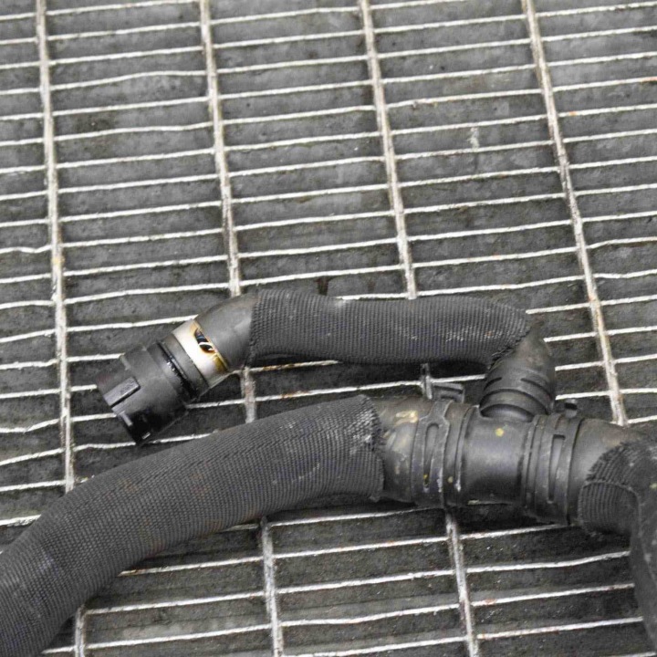 CONDUITES DE DÉRIVATION AUDI A5 CABRIO (8F7) 8K0121049M8K0122293F 3807594 2.0L 155KW 2010
