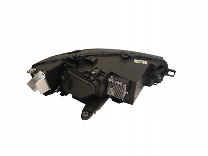 VOLKSWAGEN PASSAT B9 2024 ENSEMBLE PHARE AVANT