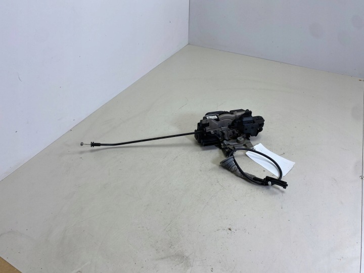 VOLVO XC60 2018 GAUCHE CÔTÉ SERRURE DE PORTE ARRIÈRE 31462446