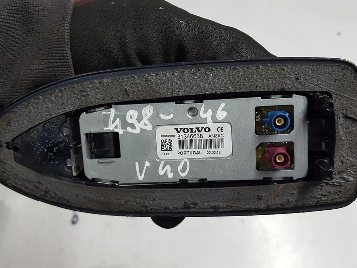 VOLVO V40 II 2 12-16R ANTENA DE TECHO RADIO 498-46 