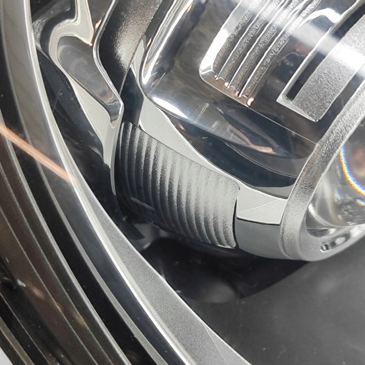 PORSCHE CAYENNE 92A DROIT AVANT PROJECTEUR 2011