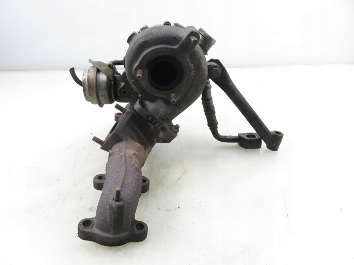 TURBOCOMPRESSEUR VW PASSAT B5 1.9 TDI 028145702N AHU